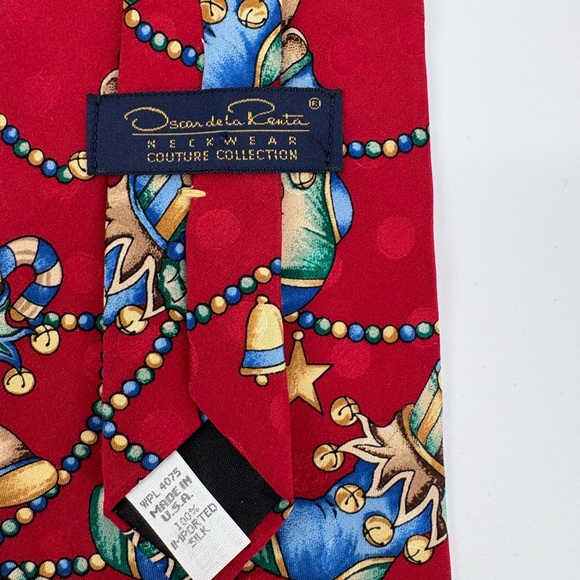 Oscar de la Renta Red Holiday Tie - Picture 3 of 3